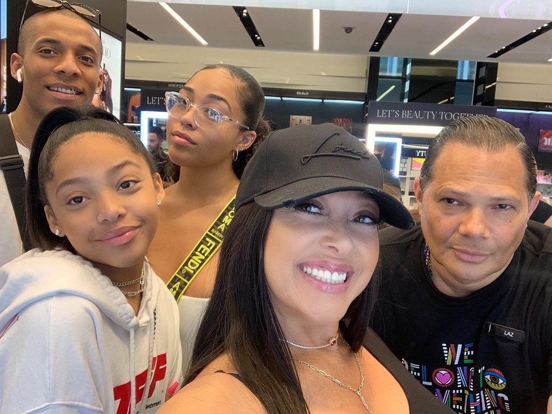 SPOTTED : Elizabeth Woods (Jordyn Woods Mother)